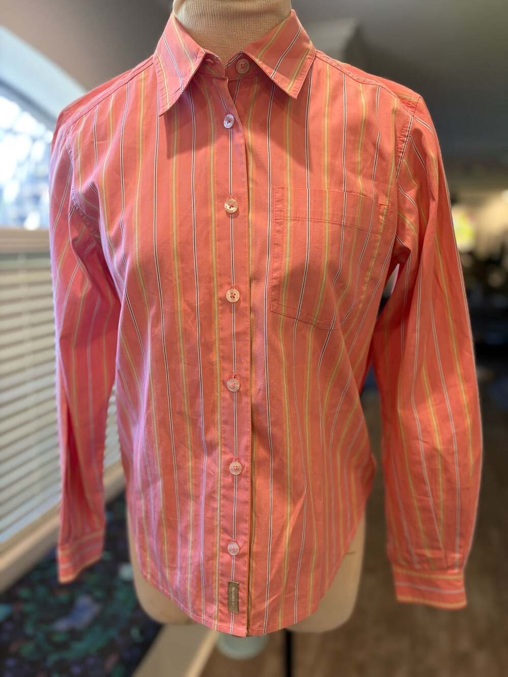 062-Liz Claiborne Long Sleeve Button Down Shirt Pink Striped Blouse small Petite